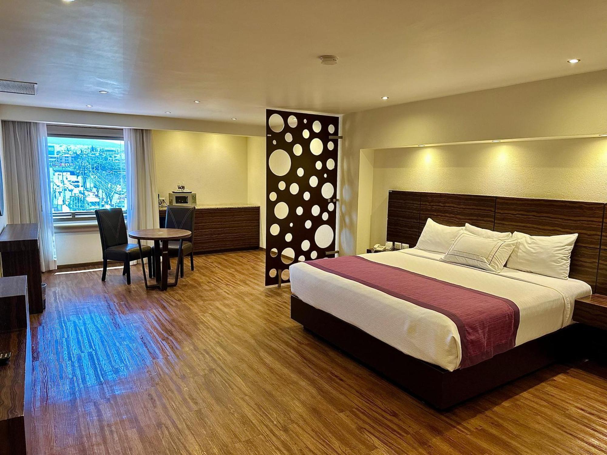 Hotel Mirage - Centro Historico De Querétaro Zewnętrze zdjęcie
